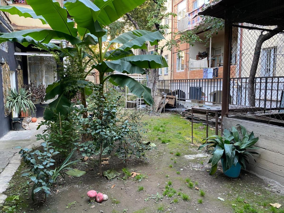 Guest House Gml-2 Tbilisi Exterior photo